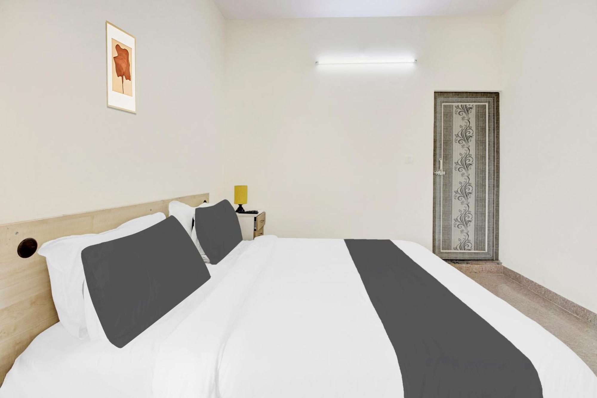 Hotel O Sri Manjunatha Deluxe Suites Bengaluru Kültér fotó