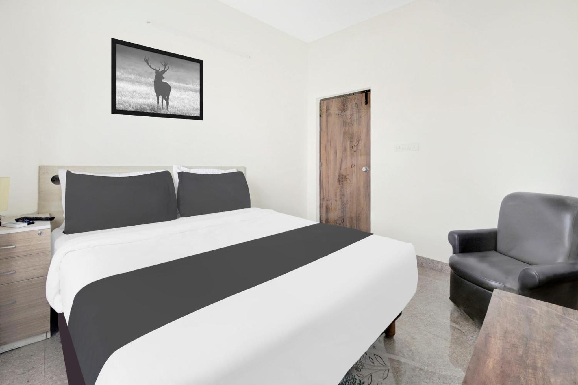 Hotel O Sri Manjunatha Deluxe Suites Bengaluru Kültér fotó